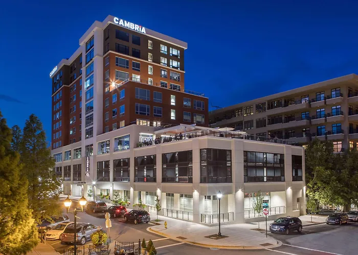 Best Asheville NC Downtown Hotels for Your Next Stay in the City
