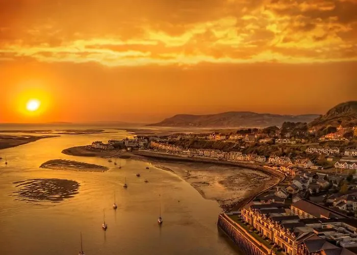 Hotels in Llandudno for Groups: The Ultimate Accommodation Guide